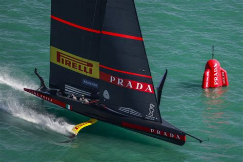 luna rossa ferrari